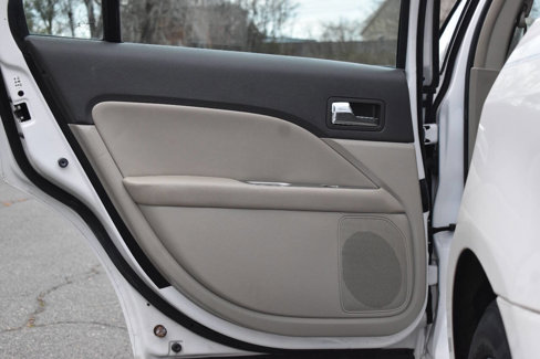 Used 2012 Ford Fusion Hybrid image 10