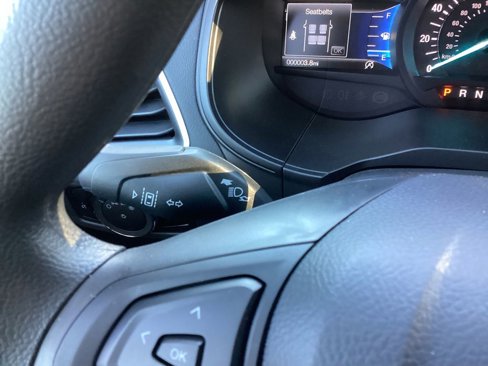 Used 2024 Ford Edge SE image 35