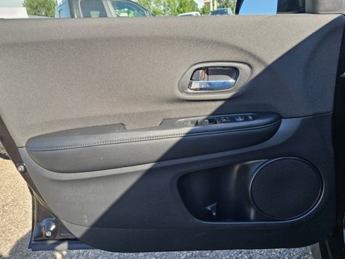 Used 2021 Honda HR-V LX image 20