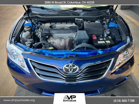 Used 2011 Toyota Camry image 19