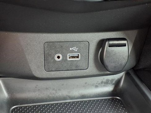Certified 2022 Nissan Rogue Sport S image 7