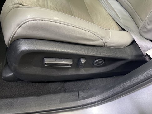 Used 2018 Honda CR-V EX-L image 12