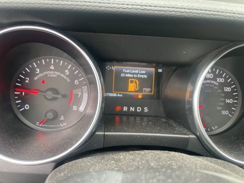 Used 2019 Ford Mustang Premium image 2