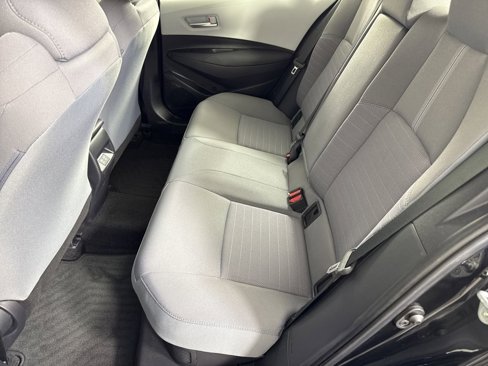 Used 2023 Toyota Corolla SE image 18