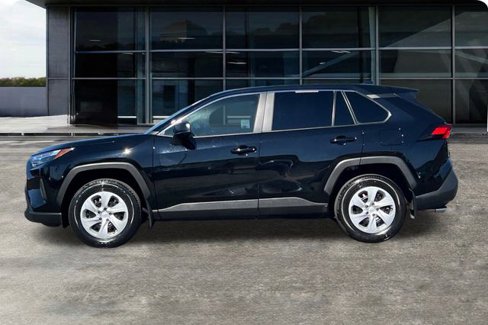 Certified 2025 Toyota RAV4 LE image 10