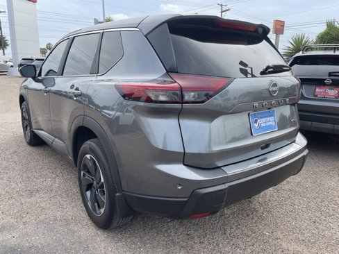 Used 2024 Nissan Rogue SV image 5