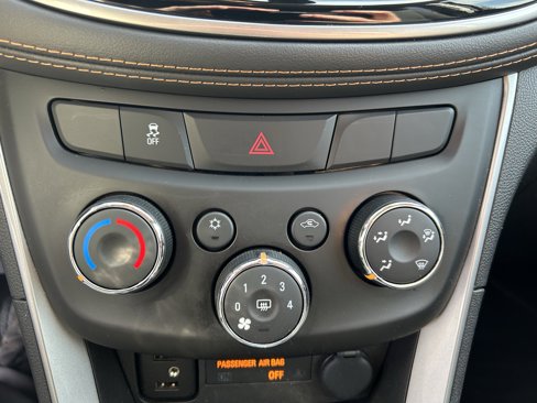 Used 2020 Chevrolet Trax LS w/ Tint and Cruise Package image 26