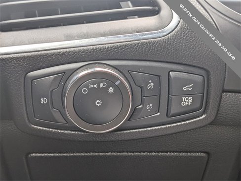 Used 2022 Ford Edge Titanium image 24