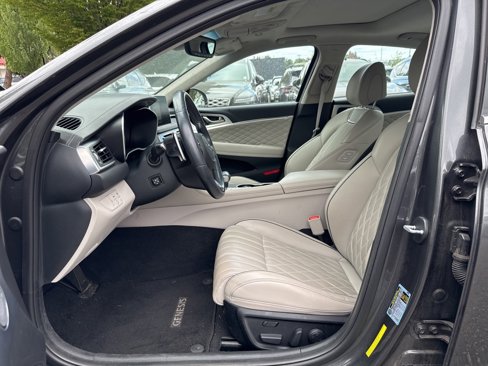 Used 2019 Genesis G70 2.0T Advanced w/ Prestige Package image 9