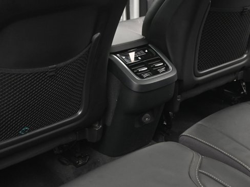 Certified 2023 Volvo XC90 B6 Ultimate image 28
