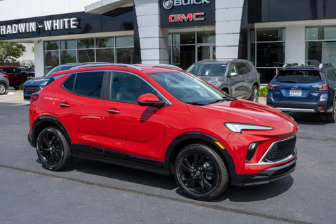 New 2026 Buick Encore GX Sport Touring image 1