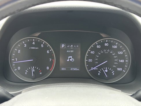Used 2017 Hyundai Elantra Limited image 8