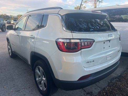 Used 2017 Jeep Compass Latitude w/ Cold Weather Group image 5