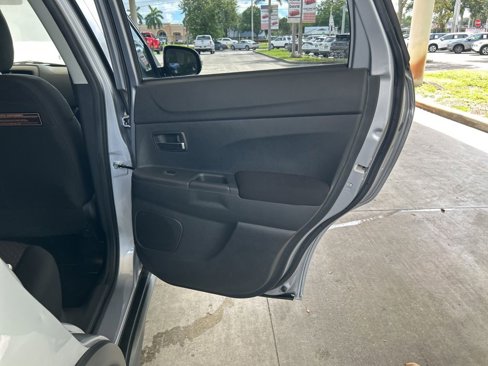 Used 2017 Mitsubishi Outlander Sport SE image 26