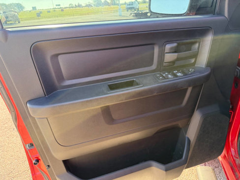 Used 2016 RAM 1500 Express image 15