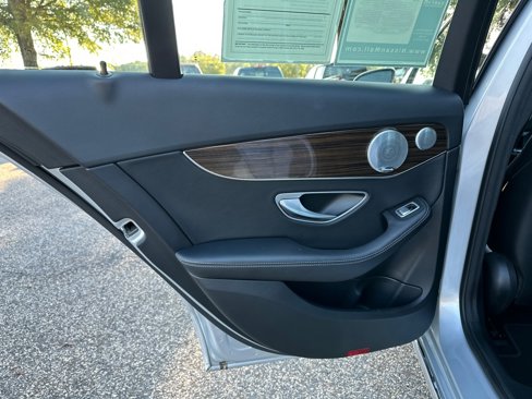 Used 2018 Mercedes-Benz C 300 4MATIC Sedan image 22