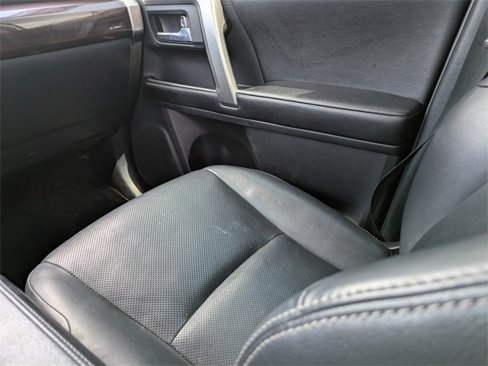 Used 2015 Toyota 4Runner Limited image 16