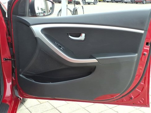 Used 2014 Hyundai Elantra GT image 12