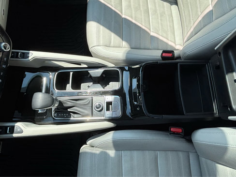 Used 2023 Kia Telluride SX Prestige image 12