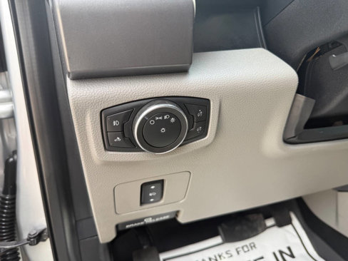 Used 2017 Ford F250 XLT w/ XLT Value Package image 21