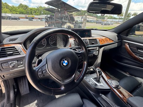 Used 2018 BMW 430i Coupe w/ Premium Package image 10