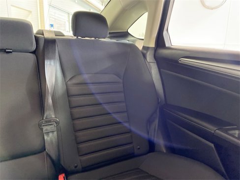Used 2019 Ford Fusion SE image 14