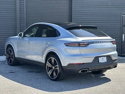 Certified 2023 Porsche Cayenne Coupe image 11