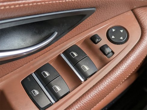 Used 2014 BMW 535i xDrive Sedan image 22