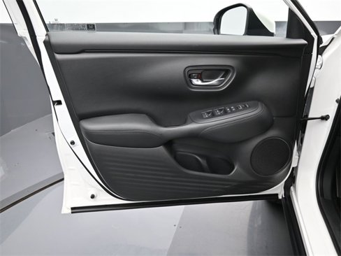Used 2025 Honda HR-V LX image 22