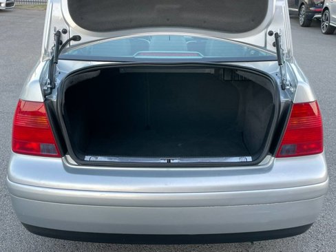 Used 2002 Volkswagen Jetta GLS image 26
