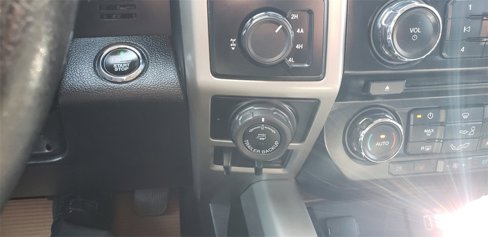 Used 2016 Ford F150 Lariat image 14