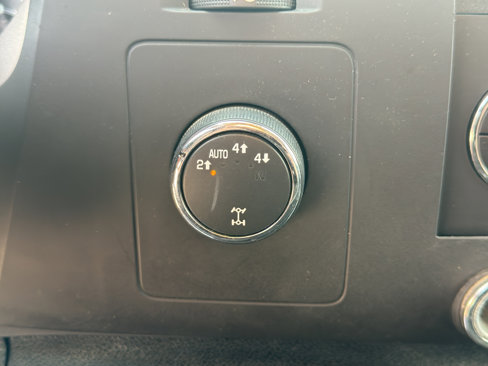 Used 2010 Chevrolet Silverado 1500 LT w/ Power Pack Plus image 16
