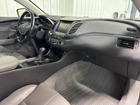 Used 2019 Chevrolet Impala Premier w/ Premier Convenience Package image 20