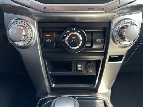 Used 2019 Toyota 4Runner SR5 Premium image 19