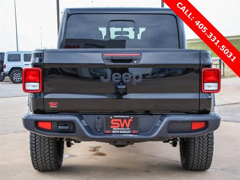 New 2025 Jeep Gladiator Sport image 11
