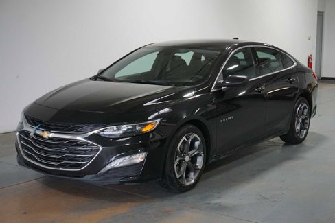 Used 2023 Chevrolet Malibu LT image 1