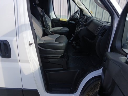 Used 2023 RAM ProMaster 2500 image 16