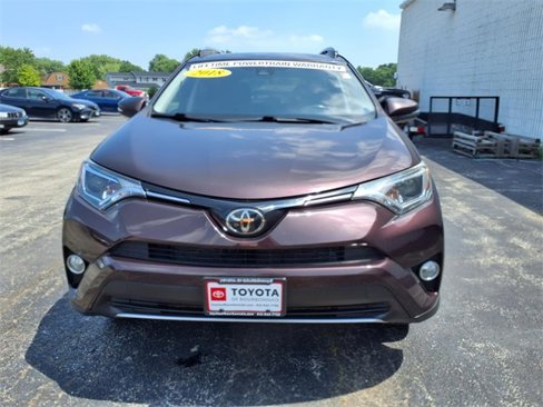 Used 2018 Toyota RAV4 XLE image 9