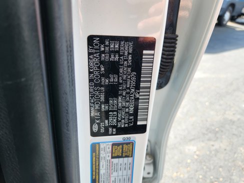 Used 2021 Kia Seltos S image 29