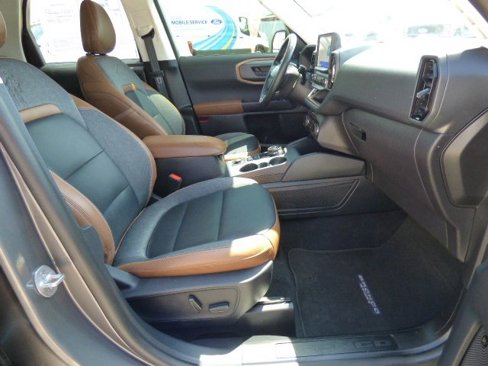 Used 2023 Ford Bronco Sport Outer Banks w/ Tech Package image 10