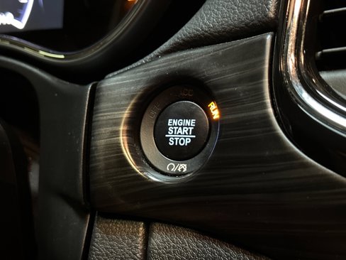 Certified 2021 Jeep Grand Cherokee Laredo X image 22