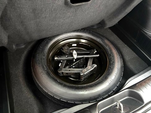 Used 2019 Jeep Cherokee Limited image 30