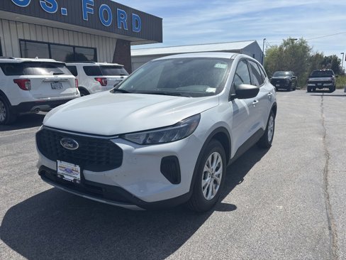 New 2025 Ford Escape Active image 2
