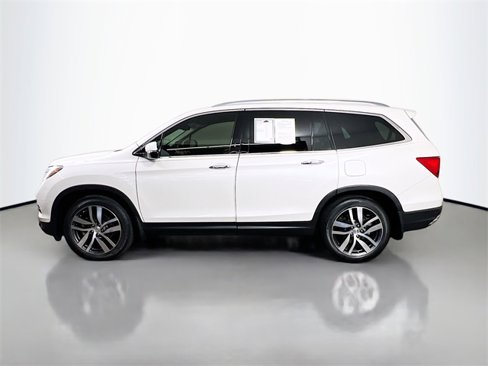 Used 2016 Honda Pilot Touring image 5