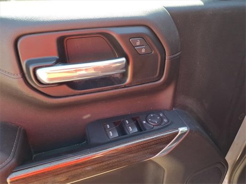 Used 2021 Chevrolet Silverado 1500 LT image 17