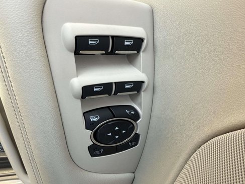 Used 2018 Lincoln MKZ Reserve image 19