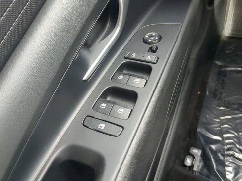 Certified 2022 Hyundai Elantra SEL image 20