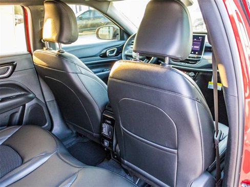 New 2025 Jeep Compass Latitude image 21