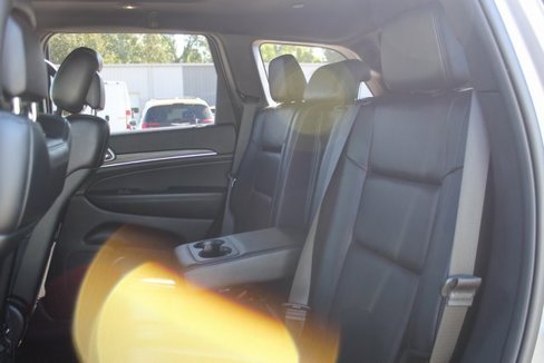 Used 2019 Jeep Grand Cherokee Limited w/ Luxury Group II image 30