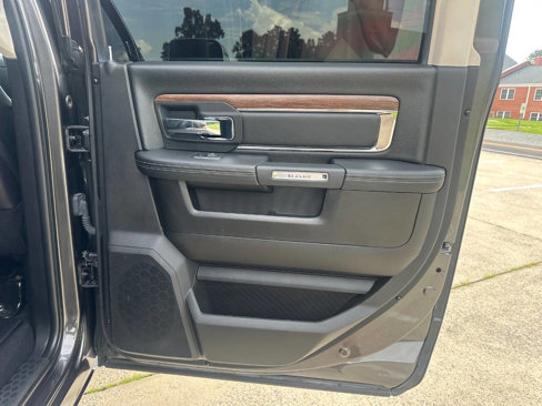 Used 2018 RAM 2500 Laramie image 20